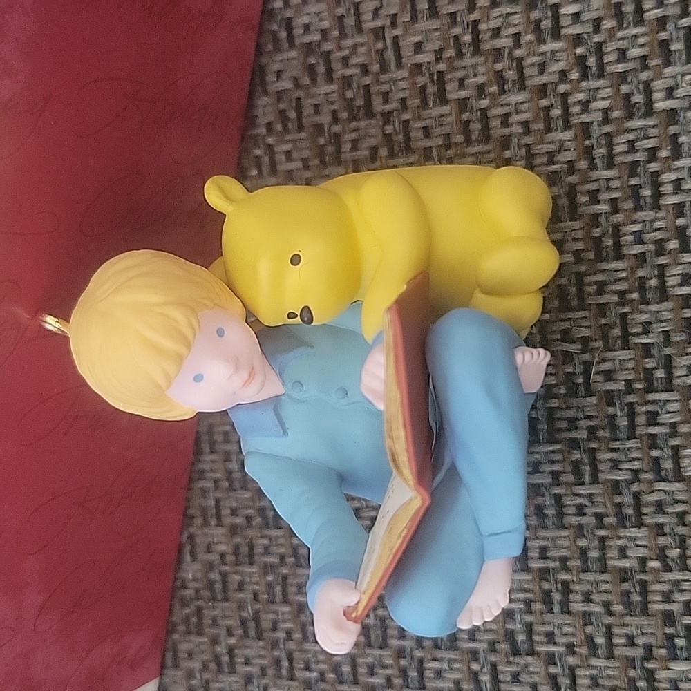 #1 Vintage Winnie-the-Pooh Hallmark Keepsake Ornament 2000